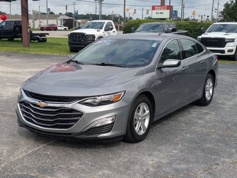 Used 2024 Chevrolet Malibu LS FWD image 3