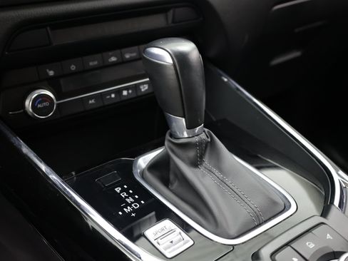 Used 2022 MAZDA CX-9 Touring AWD/4WD image 19