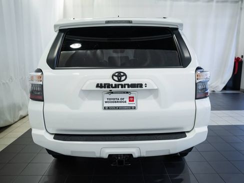 Used 2023 Toyota 4Runner SR5 Premium w/ Moonroof Package RWD image 5
