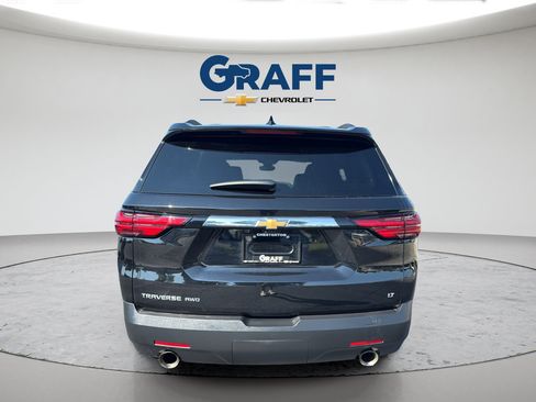 Used 2023 Chevrolet Traverse LT w/ Rear Camera Mirror Package AWD/4WD image 6