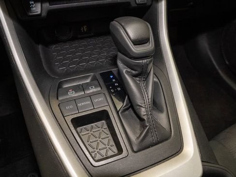 Used 2024 Toyota RAV4 XLE image 14