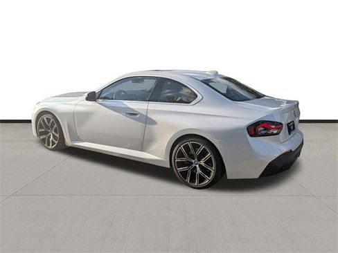 Used 2022 BMW 230i Coupe w/ Convenience Package image 4