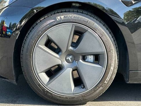 Used 2021 Tesla Model 3 Standard Range Plus RWD image 23