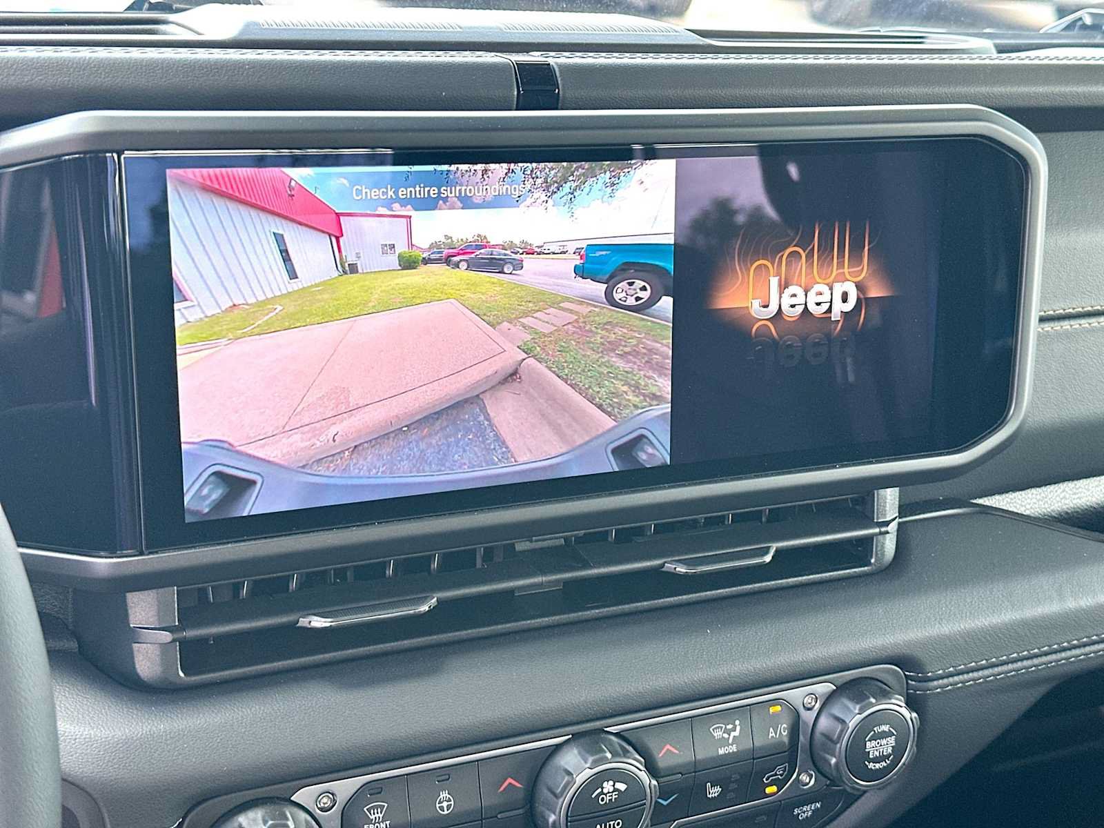New 2026 Jeep Gladiator Sport AWD/4WD image 20