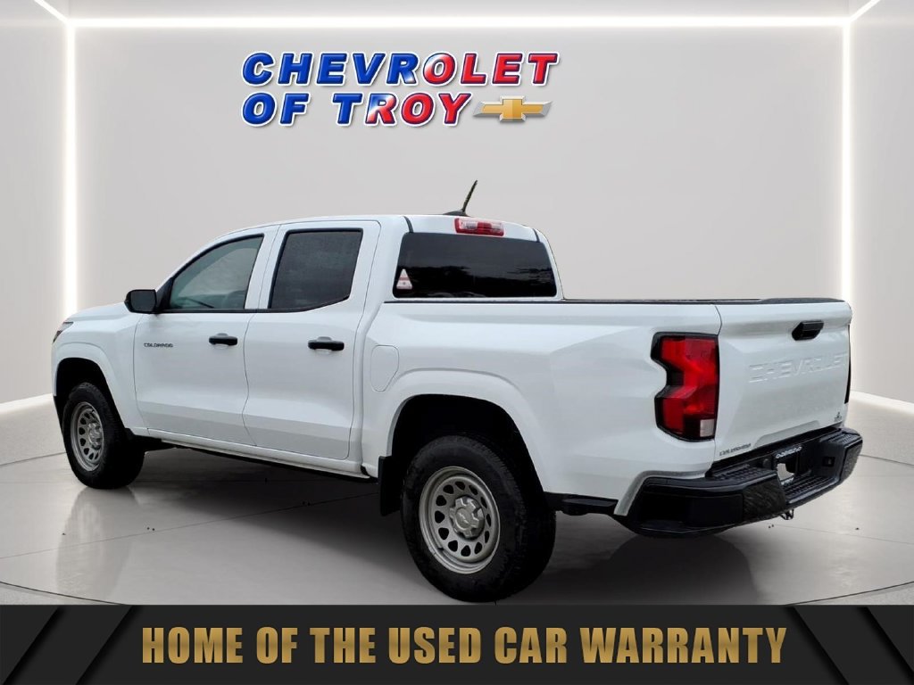 Used 2024 Chevrolet Colorado W/T RWD image 7