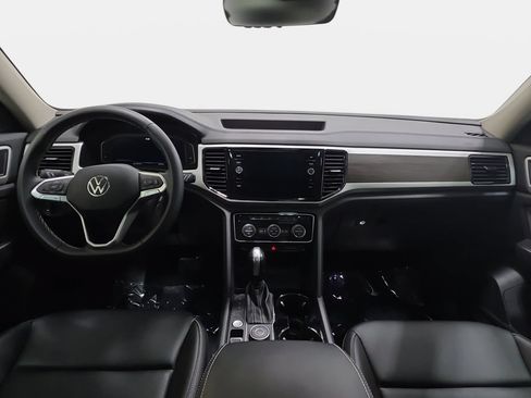 Used 2023 Volkswagen Atlas SE w/ Panoramic Sunroof Package AWD/4WD image 10