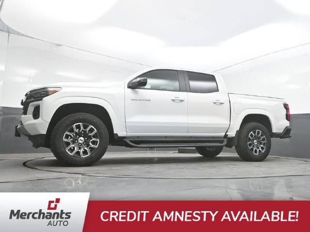 Used 2025 Chevrolet Colorado Z71 AWD/4WD image 34