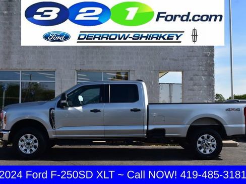 Used 2024 Ford F250 XLT AWD/4WD image 2