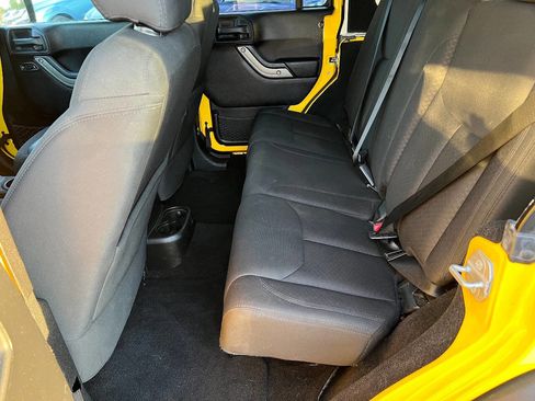 Used 2015 Jeep Wrangler Unlimited Sport w/ Quick Order Package 24S image 23