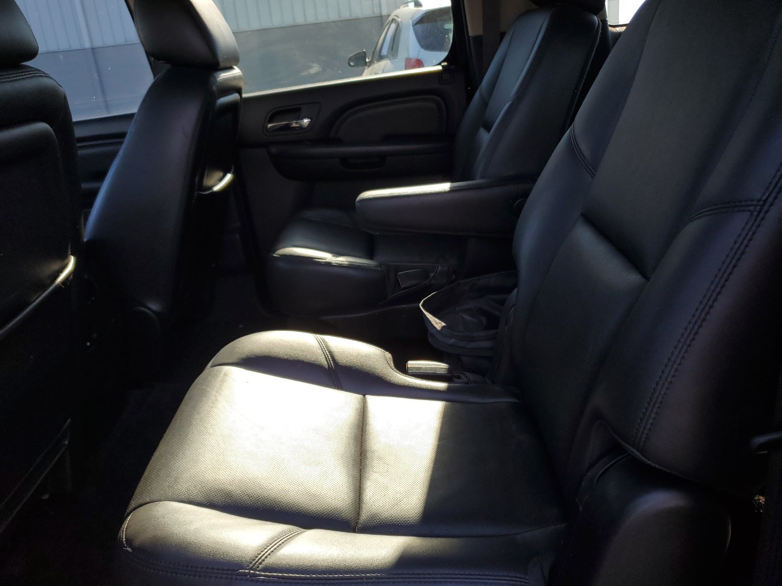 Used 2012 GMC Yukon XL Denali AWD/4WD image 14