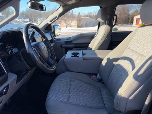 Used 2019 Ford F150 XLT w/ Equipment Group 302A Luxury image 9