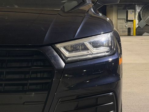 Used 2019 Audi Q5 2.0T Premium Plus w/ Premium Plus Package AWD/4WD image 11