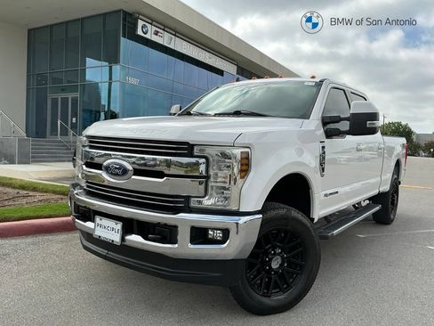 Used 2019 Ford F250 Lariat w/ Lariat Value Package AWD/4WD image 1