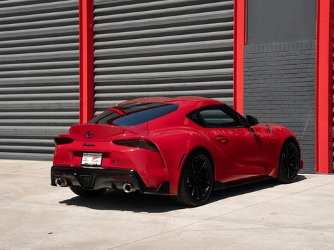 Used 2025 Toyota Supra RWD image 8