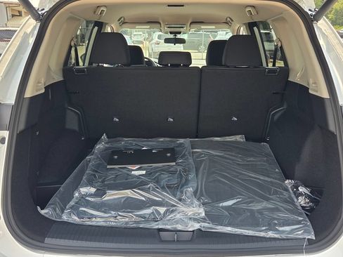 New 2026 Nissan Rogue SV FWD image 9