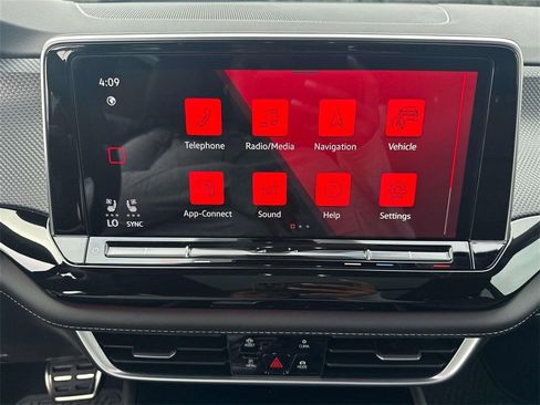 New 2026 Volkswagen Atlas Cross Sport SEL R-Line image 20