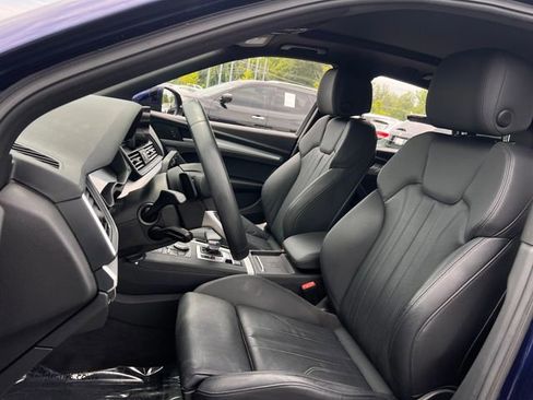 Used 2020 Audi Q5 2.0T Premium w/ Titanium Sport Package AWD/4WD image 12