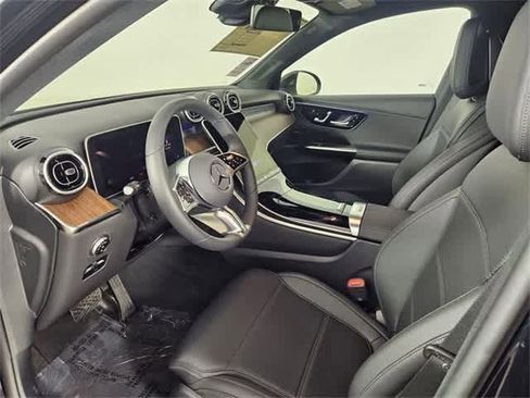 Certified 2025 Mercedes-Benz GLC 300 4MATIC image 23