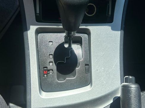 Used 2011 MAZDA MAZDA3 i Touring FWD image 19