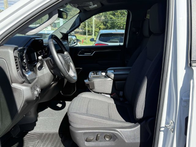 Used 2026 Chevrolet Silverado 1500 RST AWD/4WD image 10