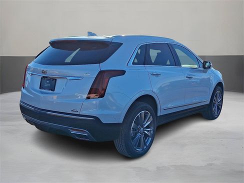 New 2026 Cadillac XT5 Premium Luxury w/ Driver Assist Package FWD image 3