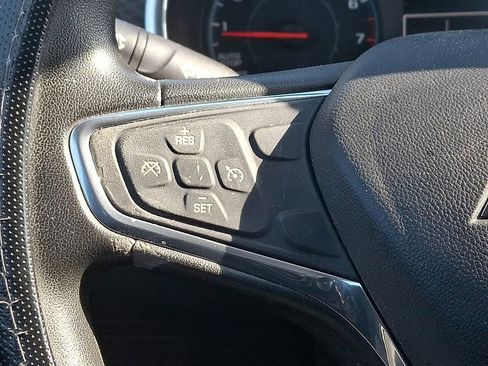 Used 2016 Chevrolet Malibu LT image 17