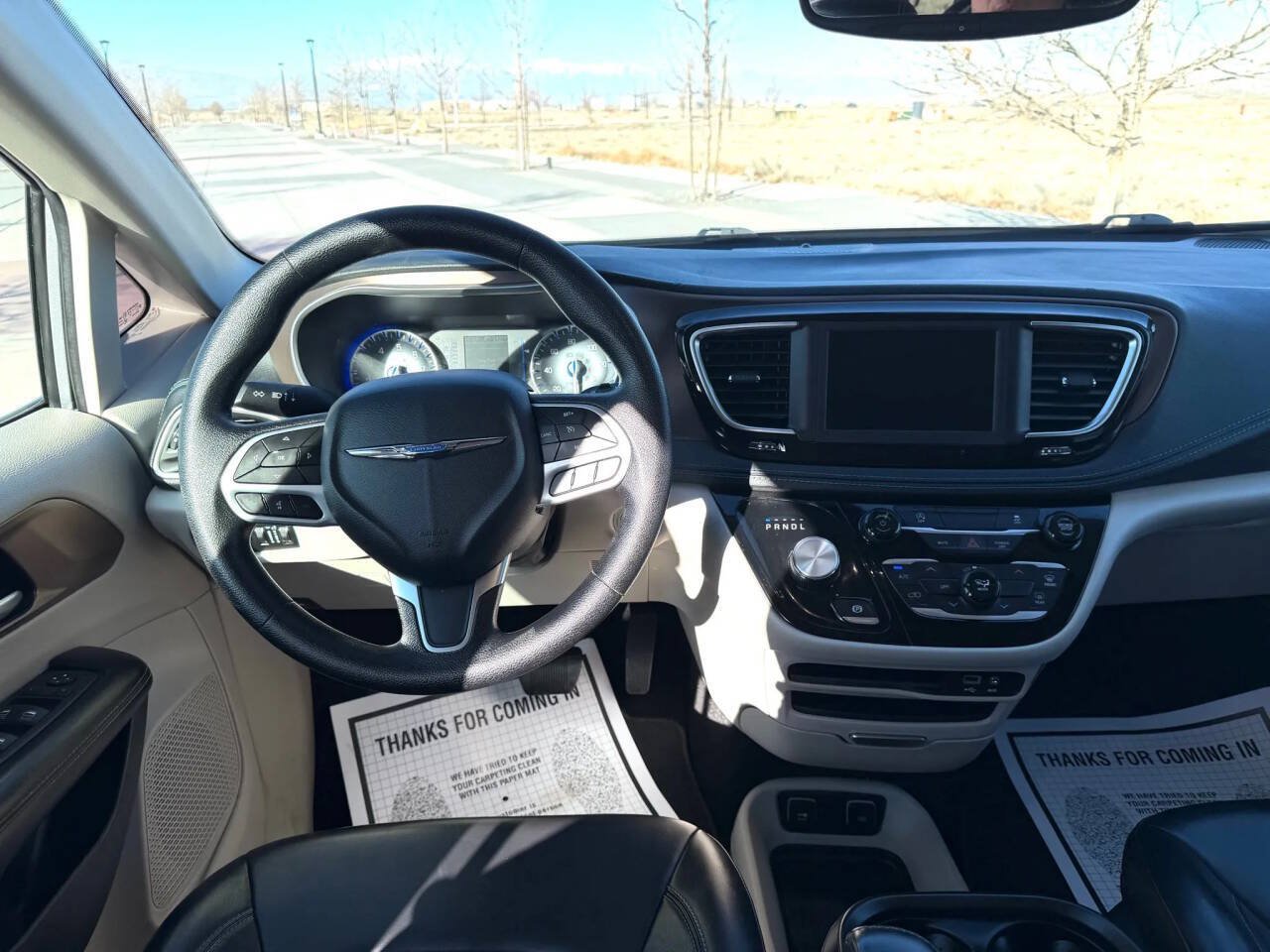 Used 2020 Chrysler Voyager Lxi FWD image 24