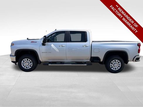 Used 2022 Chevrolet Silverado 2500 LT w/ All Star Edition image 2