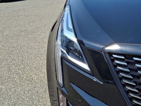 Certified 2023 Cadillac XT5 Premium Luxury AWD/4WD image 9
