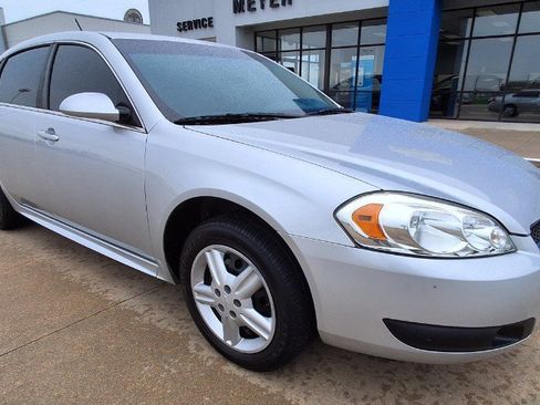 Used 2015 Chevrolet Impala Police FWD image 2