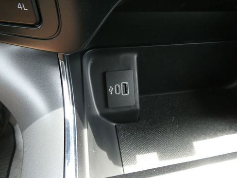 New 2026 Ford F150 XLT w/ Equipment Group 302A MID AWD/4WD image 24
