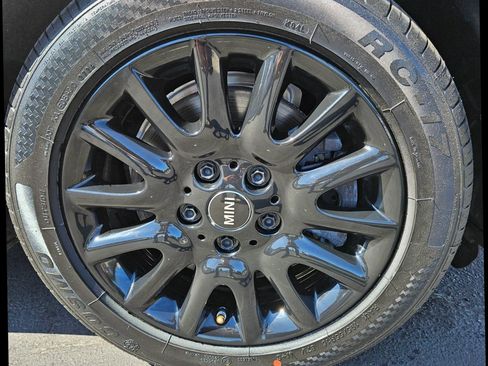 Used 2015 MINI Cooper S image 22