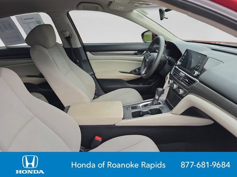 Used 2019 Honda Accord LX image 17