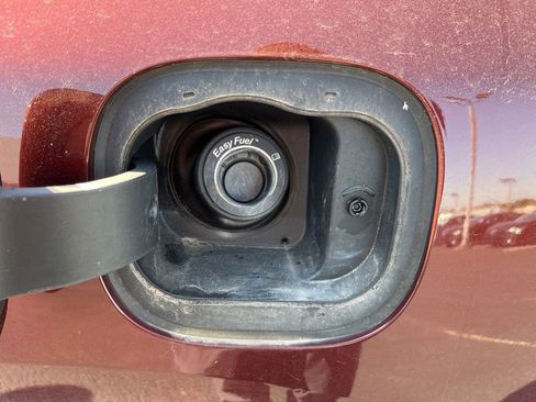 Used 2021 Ford Escape SEL AWD/4WD image 19