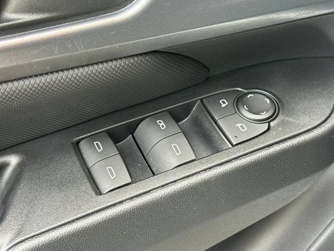 Used 2024 Chevrolet Equinox EV RS FWD image 13