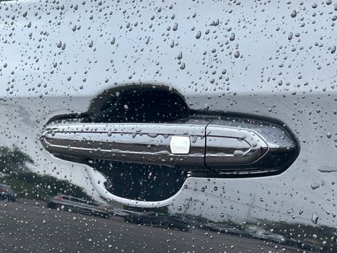 Used 2025 Cadillac XT4 Sport w/ Cold Weather Package image 32