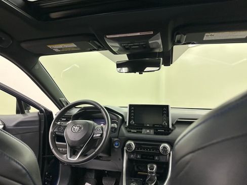 Used 2020 Toyota RAV4 XSE image 23