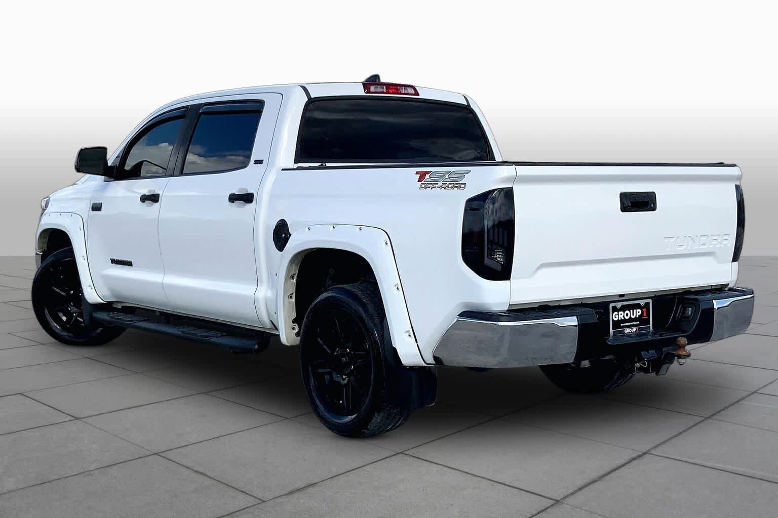Used 2020 Toyota Tundra SR5 w/ SR5 Upgrade Package RWD image 12
