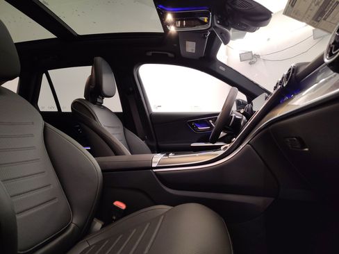 New 2026 Mercedes-Benz GLC 300 image 29