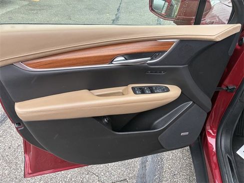 Used 2019 Cadillac XT5 Platinum image 21