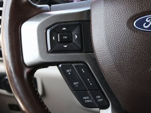 Used 2019 Ford F450 Limited AWD/4WD image 28