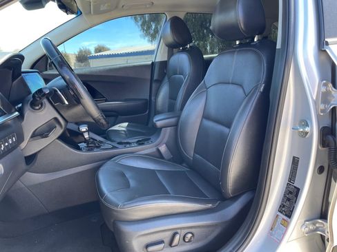 Used 2020 Kia Niro EX Premium w/ Paint Protection Package FWD image 16