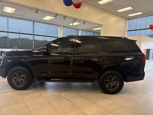 Used 2027 Ford Expedition Tremor w/ Driver's Package AWD/4WD image 5