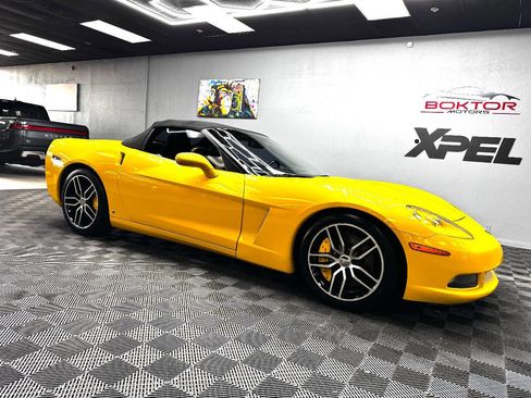 Used 2007 Chevrolet Corvette Convertible w/ Preferred Equipment Group image 4