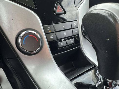 Used 2014 Chevrolet Cruze LT FWD image 30