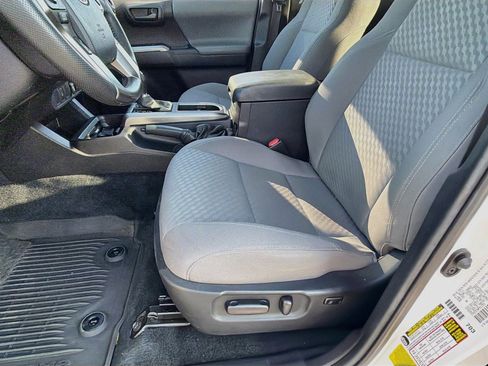 Used 2023 Toyota Tacoma SR5 RWD image 23