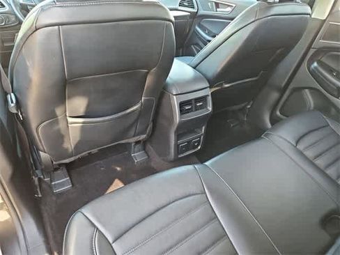 Used 2016 Ford Edge SEL w/ Equipment Group 201A image 18