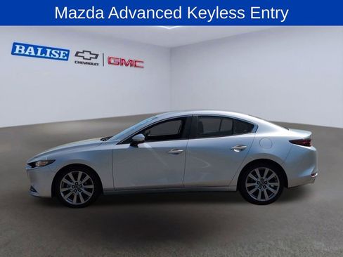 Used 2020 MAZDA MAZDA3 Sedan w/ Select Package FWD image 6