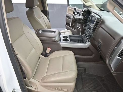 Used 2018 Chevrolet Silverado 1500 LTZ Z71 w/ LTZ Plus Package AWD/4WD image 14