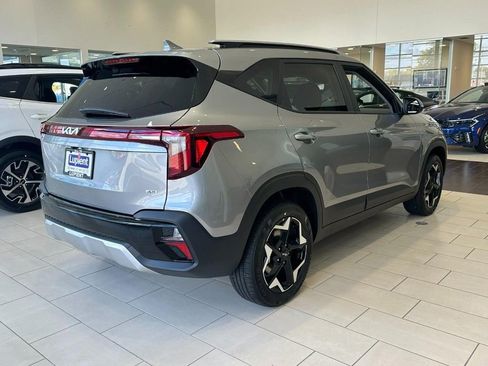 New 2026 Kia Seltos S image 2